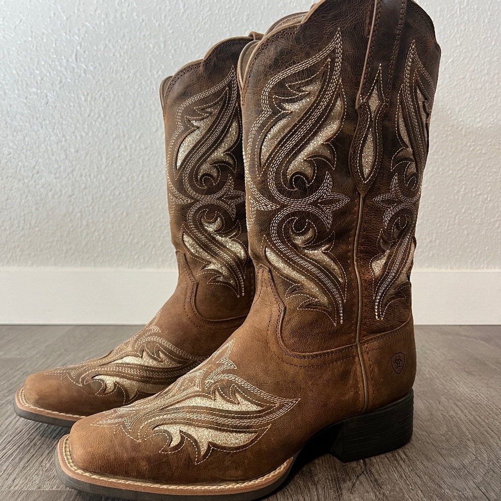Ariat Round Up Bliss Sassy Brown Boots BRAND NEW, WORN TWICE!